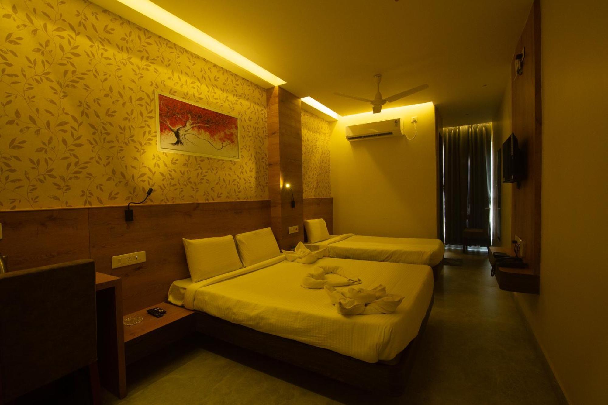 Hotel Palace View Murshidabad 외부 사진