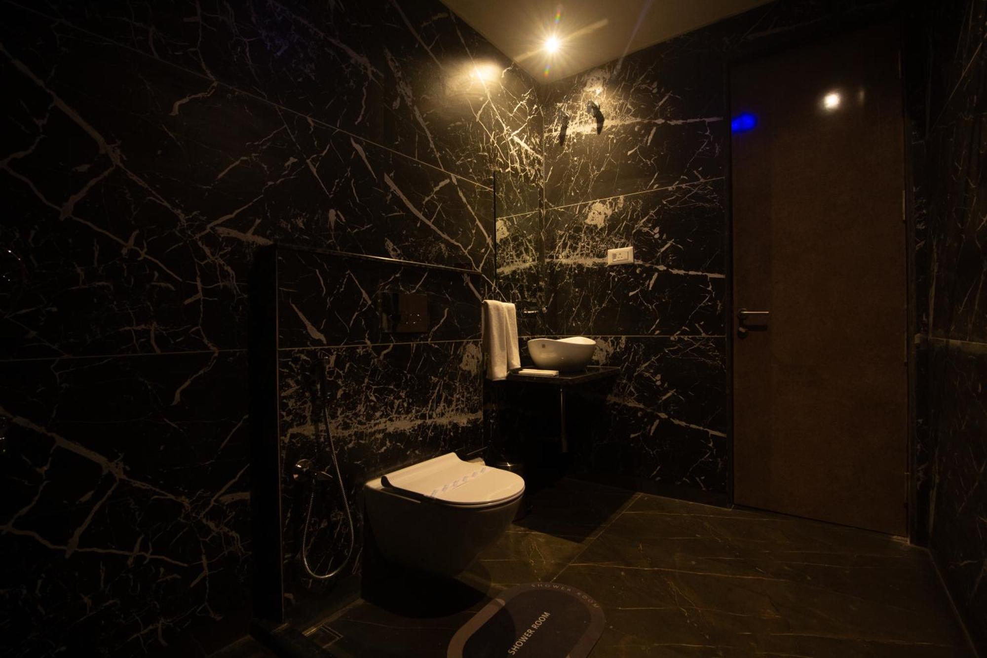 Hotel Palace View Murshidabad 외부 사진